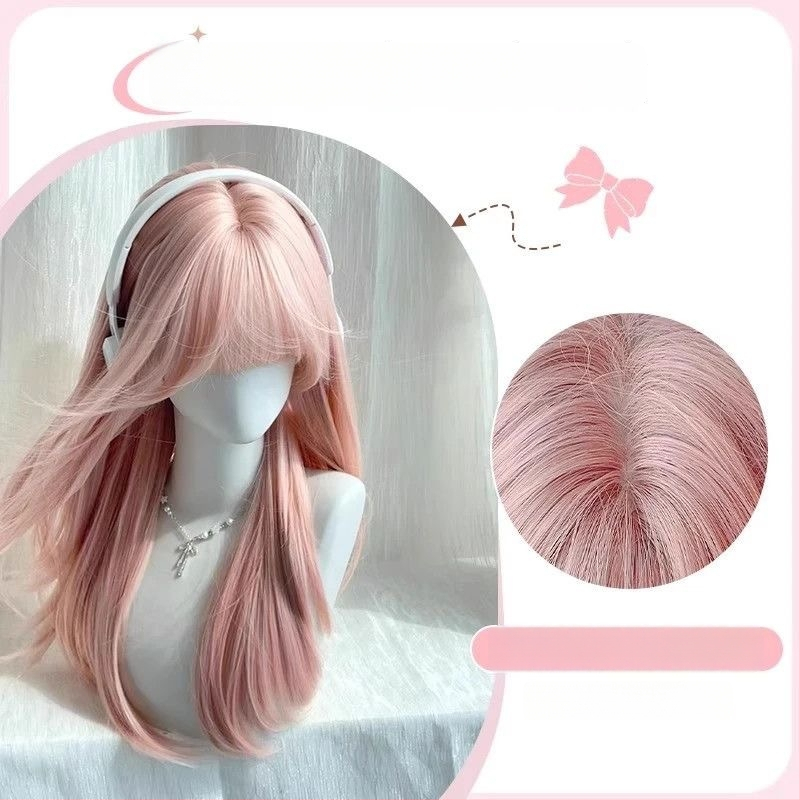 Parochňa – Dlhé rovné vlasy s ofinou, vlákna s vysokou teplotou, mechanická technológia výroby, nie je farbená ani chemicky upravená