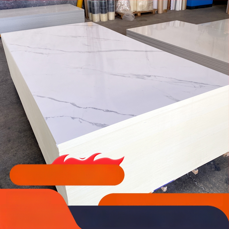 Mediniai faneriniai sienos skydai su bambuso pluoštu ir bambuko anglimi; smūgiams atsparus dekoratyvinis integruotas sienos skydas; plokščias paviršius, naujas kinų stilius, modernus paprastumas, lengvas prabangos pojūtis