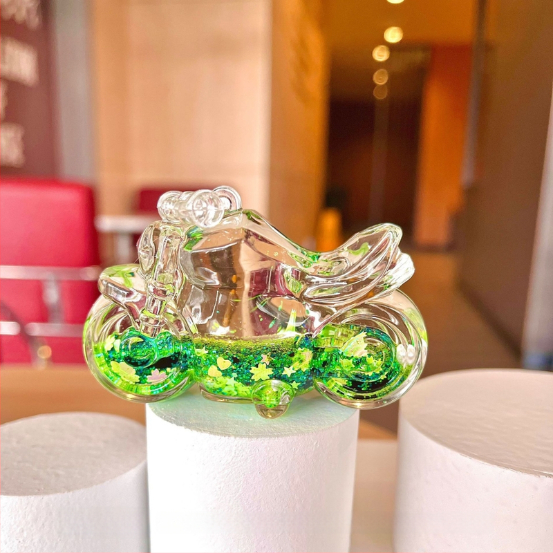 Raktų pakabukas su motociklu ir smėlio buteliuku, akrilas, animacijos stilius, atskirai įpakuota, dovana gimtadienio proga