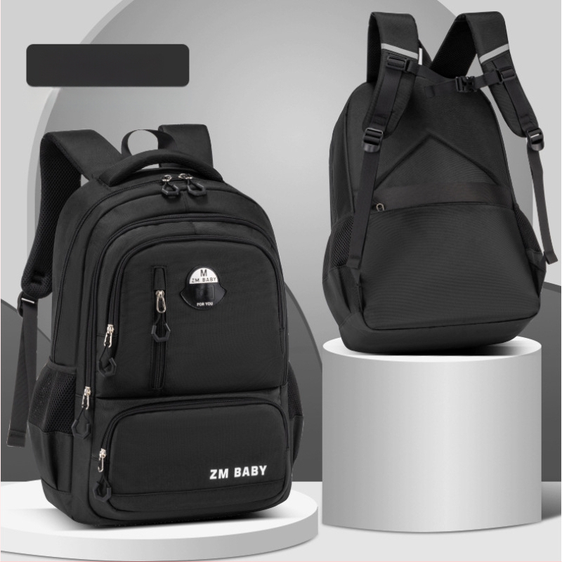 Skolas soma 1.–3. klases skolēniem – poliesters; elpojoša, ūdensnecaurlaidīga, ultra viegla, izturīga ar muguras aizsardzību; bērniem draudzīgs dizains; gaisa spilvenu siksnas