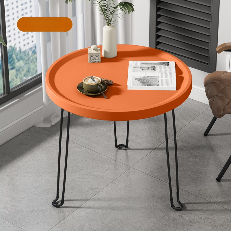 Sulankstomas apvalus plastikinis šoninis staliukas su nerūdijančio plieno rėmu, pritaikomas.