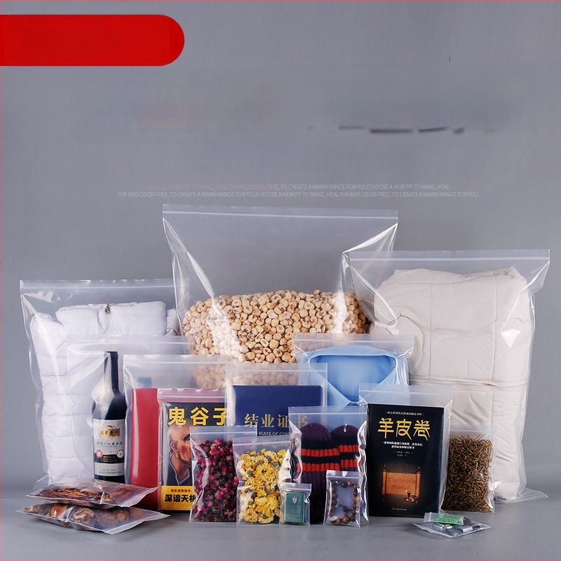 Läbipaistev veekindel enesulgav kott riidepakenduseks, suletuse pikkus 1,5 cm, tolerants 1–3 mm, materjal: uus materjal.