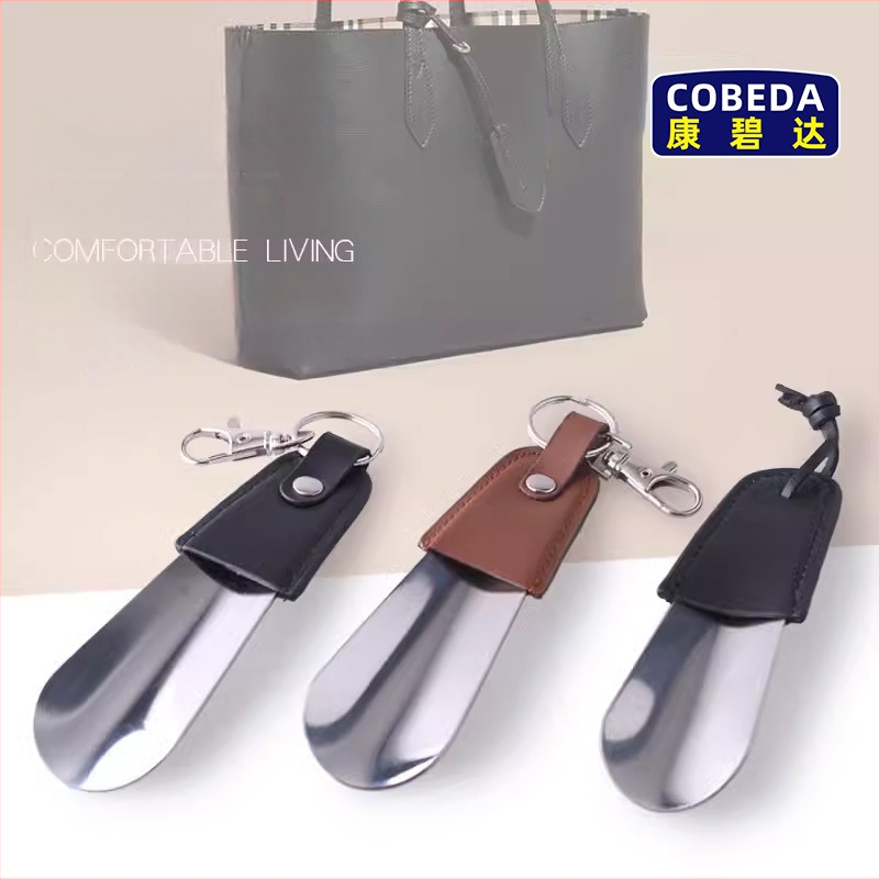 AD202 Nerūdijančio plieno batų raktų pakabukas su odos akcentu | Stilius: figūra, kasdienis; Prekės ženklas: Auspicious Foot; Sezonos: vasara, žiema, pavasaris, ruduo