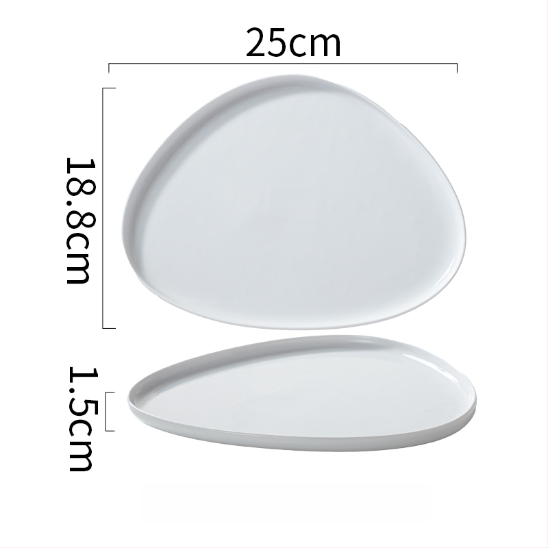 Porcelininė trikampė kepsninės lėkštė, šiaurietiškas stilius, auksinis kraštas, keraminė lėkštė su išskirtine forma