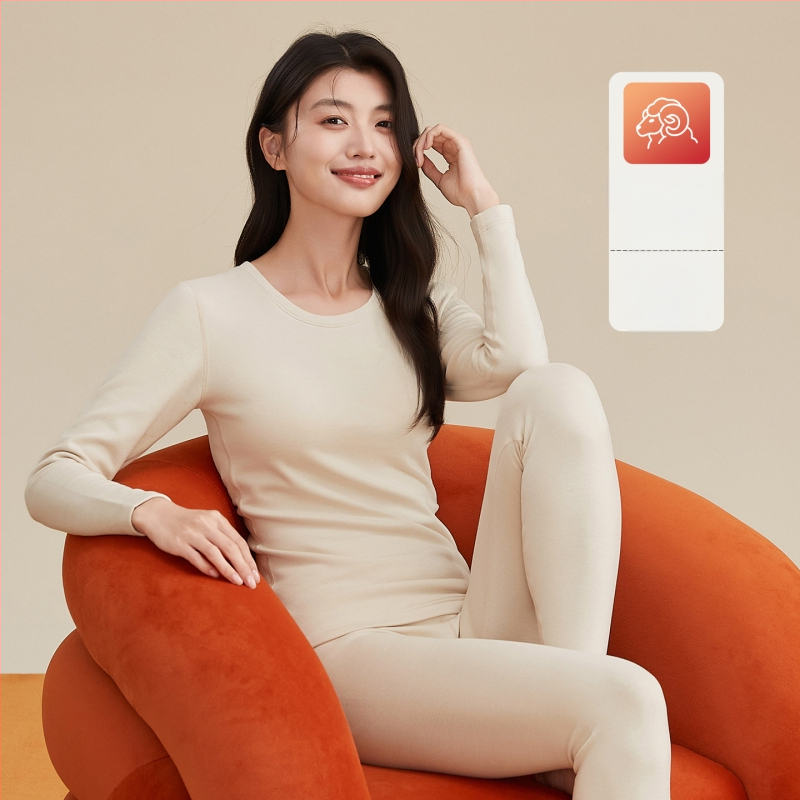 Derong akrilinis terminis komplektas – antibakterinis, išlaiko šilumą, anti-pilling, antiestatinis; galima dėvėti kaip pagrindinį sluoksnį arba lauko drabužį; storis 251–300 g/m²; palaidinė su ilga rankove + kelnės