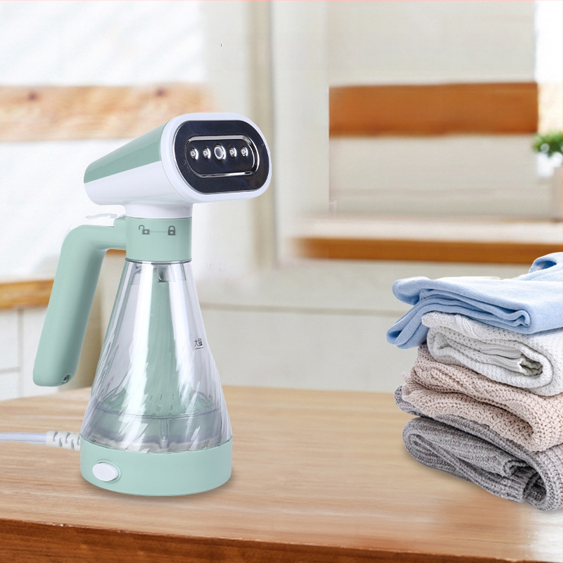 Käehoidatav aurutriki masin – dormides kasutamiseks, 600W, 111–240V AC, maht <0.8L, mehhaaniline töörežiim