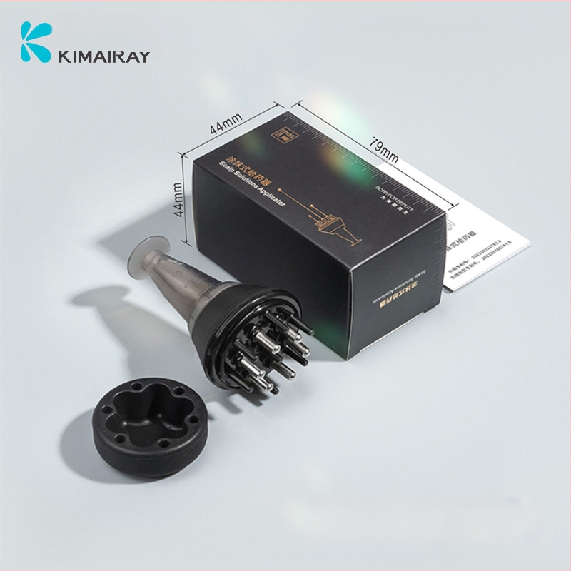 Galvos odos priežiūros įrenginys su rankiniu dozatoriumi skysčiams tiekimui ir galvos masažui