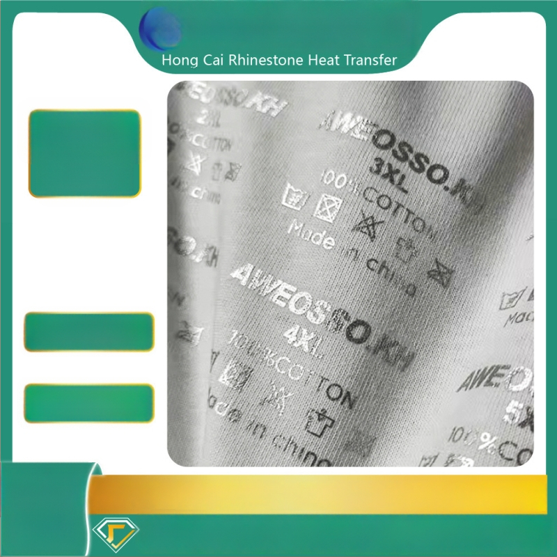 Drabužių plovimo žymė su karšto perdavimo lipduku — Procesas: karštas štampavimas; Prekės ženklas: Hongcai; Taikymas: apatiniai drabužiai, kepurės, krepšiai ir tekstilė