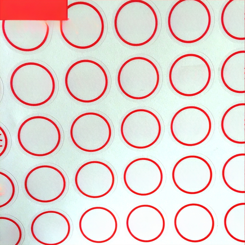 Pašlīmējošā noslēgšanas etiķete iepakojumam: apaļa forma, Kraft papīrs, matēts plēve, karstā līme, četrkrāsu druka, temperatūras izturība līdz 80°C
