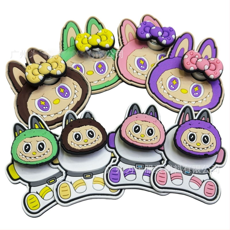 Labubu Vaikų minkštas plastikinis emblema/badge batams, kepurėms, maišeliams ir drabužiams (Medžiaga: Drip plastic; Prekės ženklas: Have fun; Tinkama naudoti: batų, kepurių, maišų, drabužių)