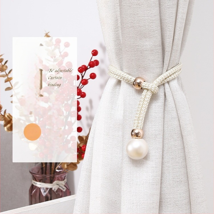 Friendly užuolaidų kilpelės iš poliesterio siūlo – šiuolaikiškas paprastumas