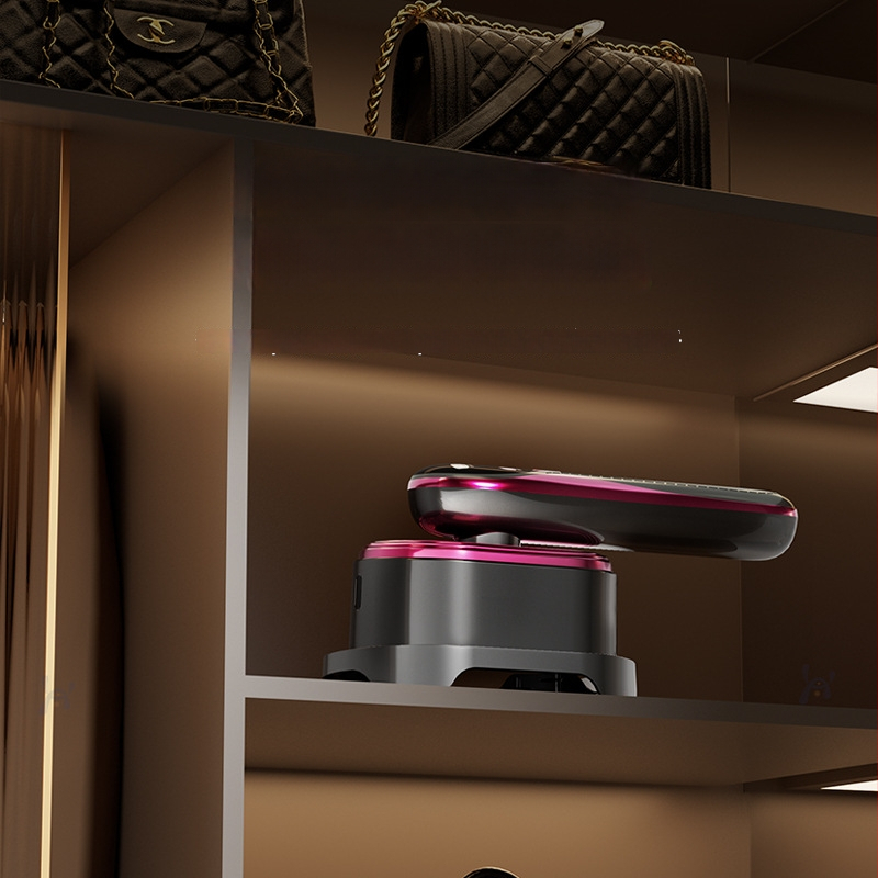 Rokas drēbju tvaika gludināšanas iekārta, portatīva ar 3 temperatūras iestatījumiem, alumīnija liešanas tvertne, 110/220V AC barošana, tilpums zem 0,8 L