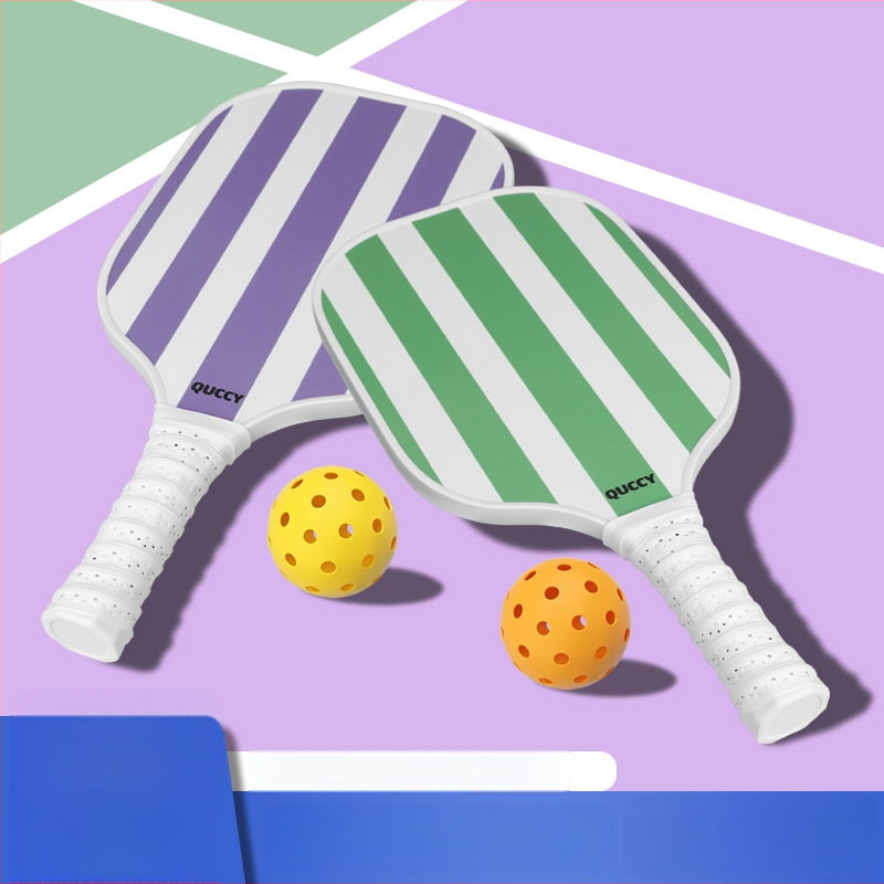 Pickleballi rekettide komplekt - süsinikfiiber rekettid, bränd Neli, 210 g iga reketi kohta; sisaldab 2 rekette, 4 palli ja kotti, kogukaal 540 g