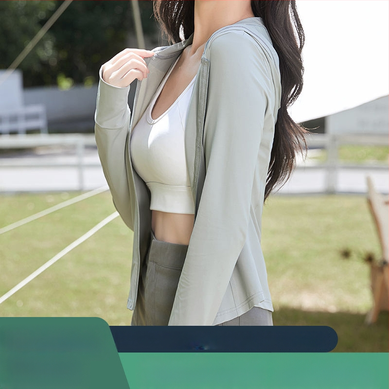 Moteriška UPF50+ saules apsaugos lengva striukė su gobtuvu – kvėpuojanti, greitai džiūstanti, UV apsauga, vėjo atspari, insektų atbaidiklis