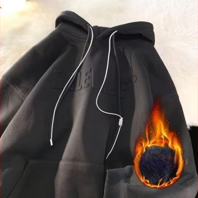 320 g smags vintage kapucētais džemperis, oversize brīvs piegriezums, garas piedurknes, raksts ar burtiem, poliestera audums