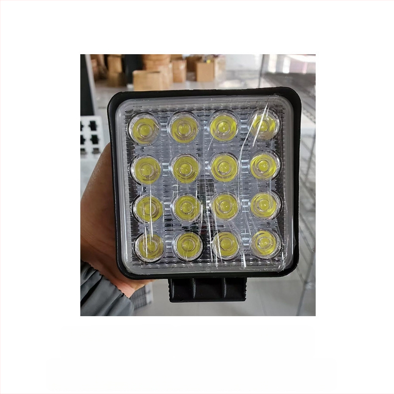 LED valgusprojektor kaubikutele ja tõstukitele – tööks 12–80V, 20–120W, IP68 alumiiniumkorpus, kõrge heledusega, tööiga üle 50 000 tunni