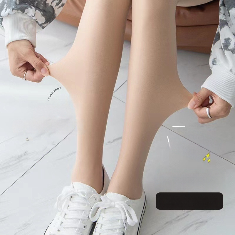 Naisten nailonist sukkpüksid sügis-talv, kahekordsed fleece-voodriga, läikiv pind, ühtne toon, seksikas stiil; omadused: puusa tõstmine, kuju moodustamine, libisemise vastane; peamise kanga sisaldus 70–80%