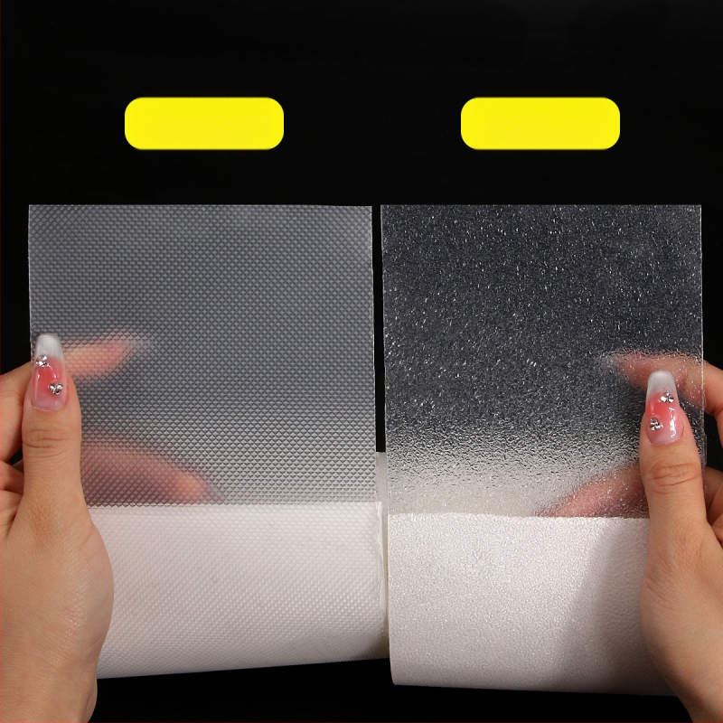 Pado lipukai odinems batams – atsparūs dilimui, skaidrūs, nematomi; medžiaga: guma; visoms sezonoms.