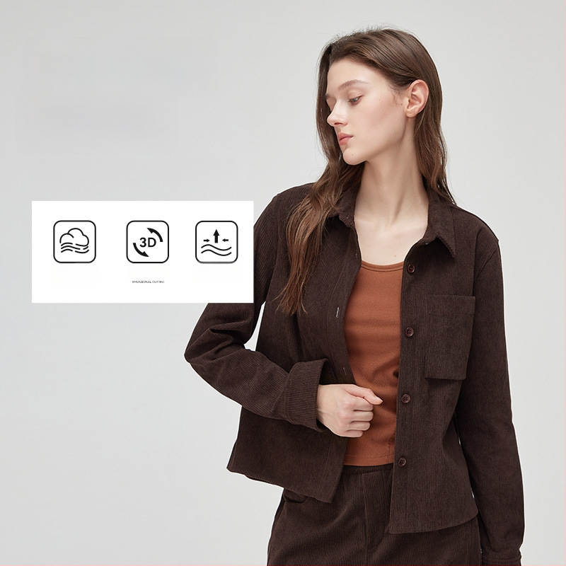 Moteriška kordūrinė striukė su retro apykakle, trumpas modelis (100% poliesteris, 251-300 g/m2, ilgos rankovės, vienspalvė)