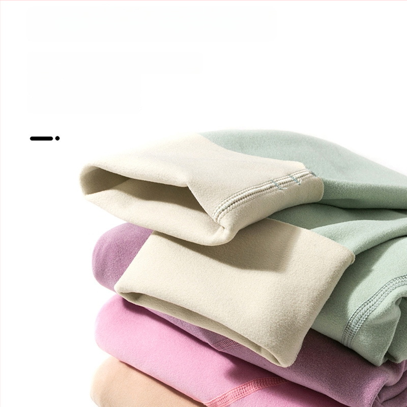 Nėščiosios maitinančio viršūnė su ilgomis rankovėmis, megztas audinys 70% acetato pluošto, Žiemos 2024 kolekcija