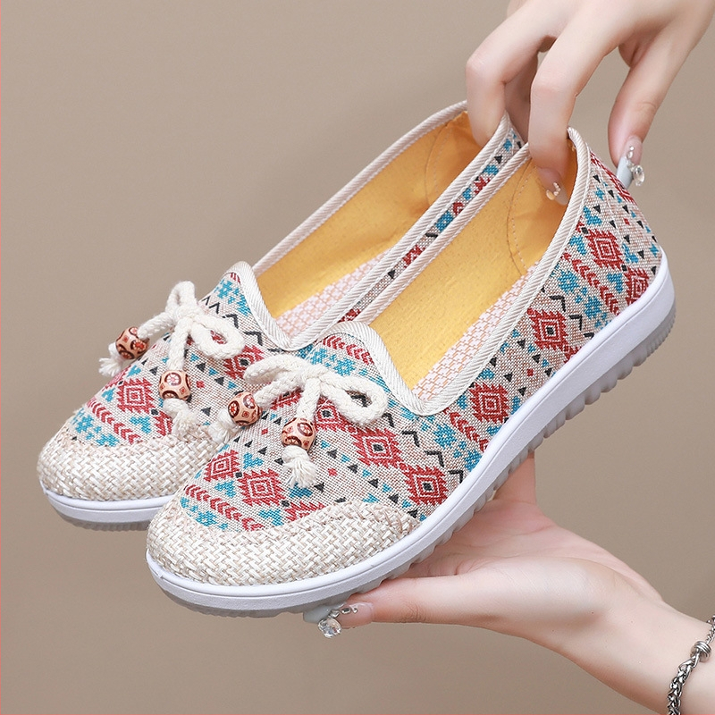 Moteriški audinių batai kasdieniam naudojimui - slip-on, minkšta padas, neslidūs, plokščias kulnas, viršutinė dalis iš audinio