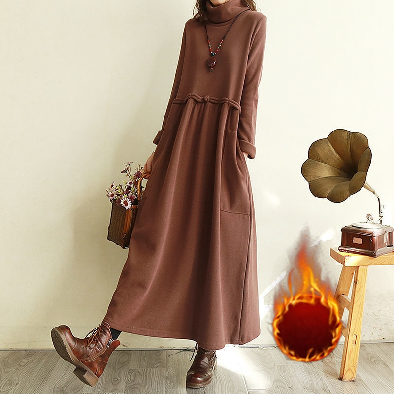 Medvilninė suknelė su literatūros ir meno retro stiliumi, su aukštu kaklu, ilgomis rankovėmis, ilgu siluetu