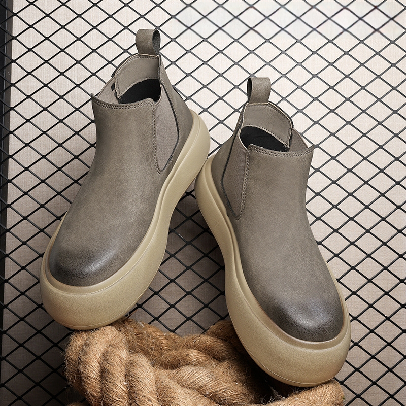 Martin bateliai, britiško stiliaus slip-on Chelsea, viršus iš mikropluošto odos, padas iš gumos putų, žemas nugaros dydis