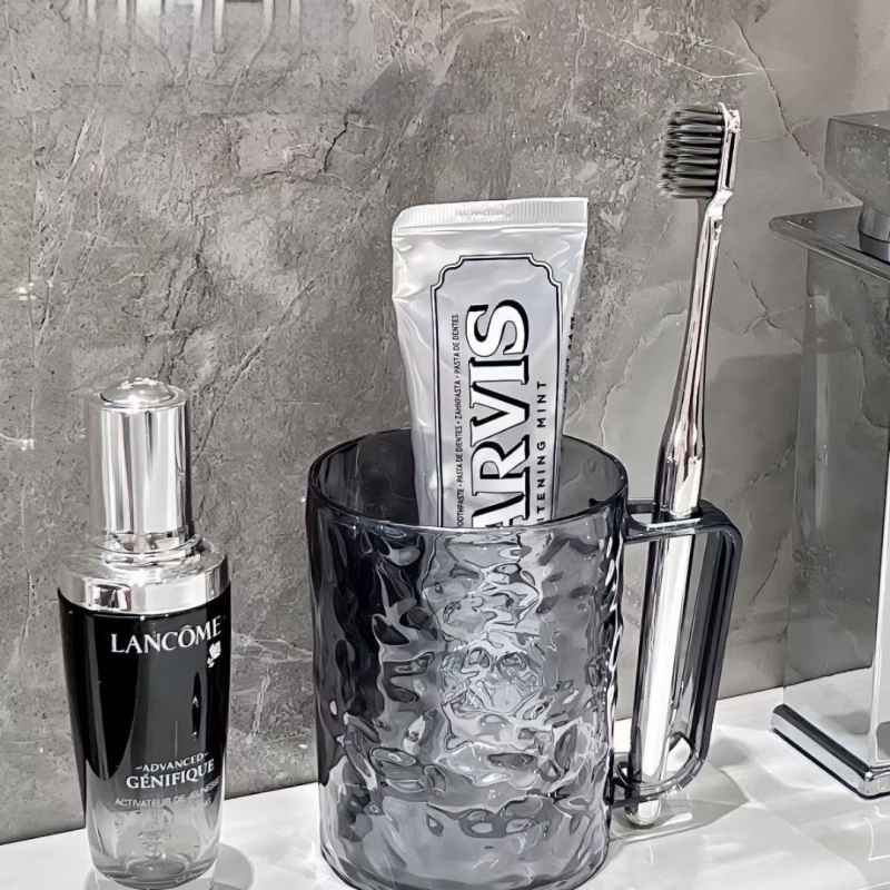 Akrilo cilindrinė dantų šepetėlio ir skalavimo puodelis su ledinių kalnų raštu, lengvojo prabanga stilius