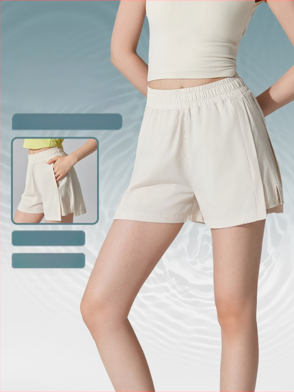 Moterų sportinės šortai, greitai džiūstantys ir kvėpuojantys, sintetinių pluoštų mišinys, 90% poliesteris / 10% elastanas, vasara 2024