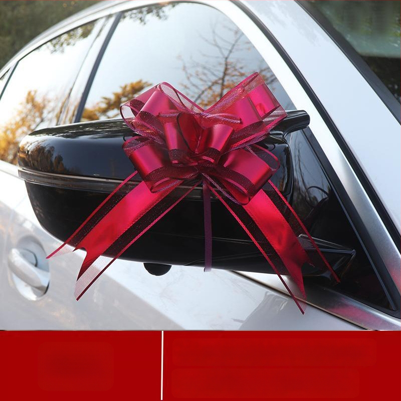 Vestuvių automobilių dekoras — Didelė juostelė ant durų rankenų, juostelė ir traukiama gėlė (Medžiaga: plastikas; Tinka: Vestuvės; Kategorija: Vietos dekoravimo rekvizitas)