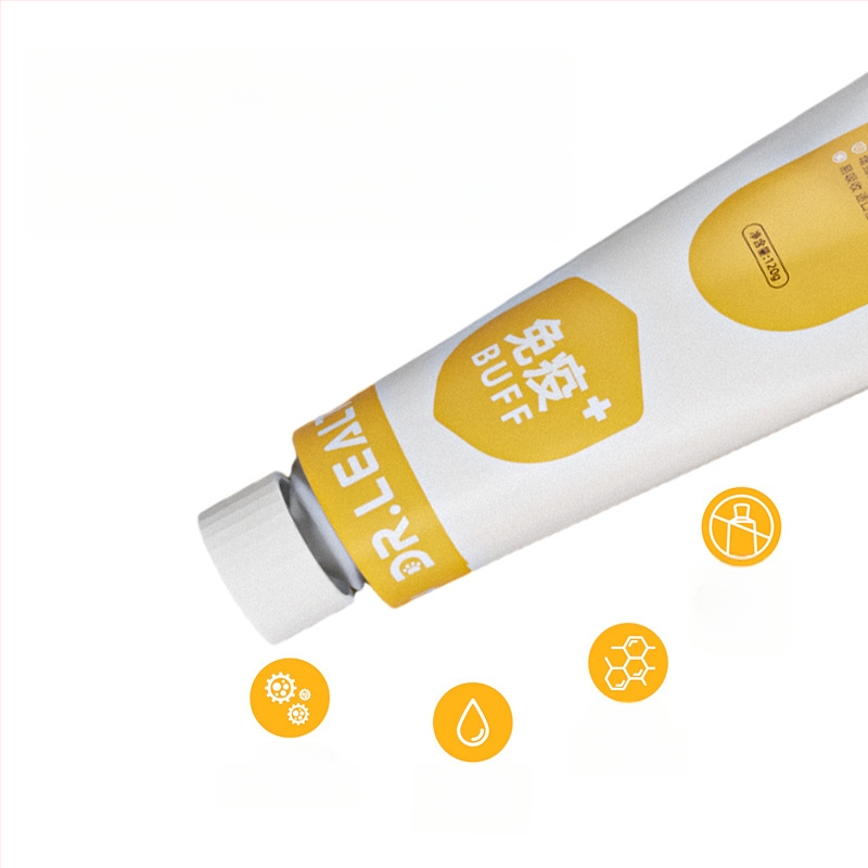 Dolais Kalcio papildas šunims su mikroelementais sveikai kailai – Dls09, bendros augintinių sveikatos priežiūros priemonė, pakuotė 96 vnt.