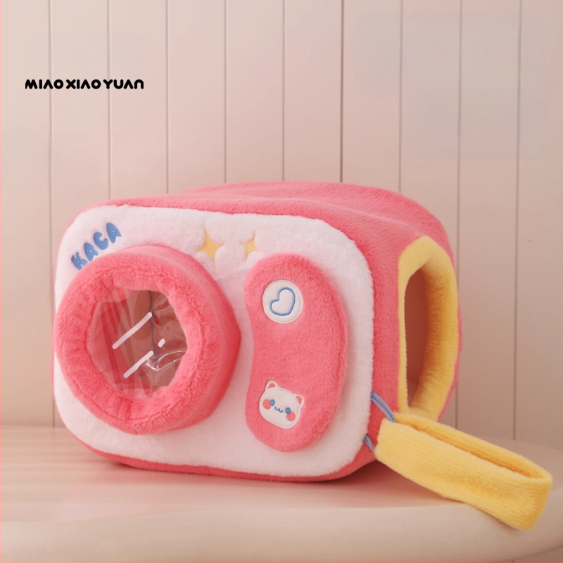 Kassi pes su suletud disainiga — Materjal: jänese veluur, svamm, terasest rõngas; Sobib kassidele; Kategooria: koduloomade pesad ja puurid