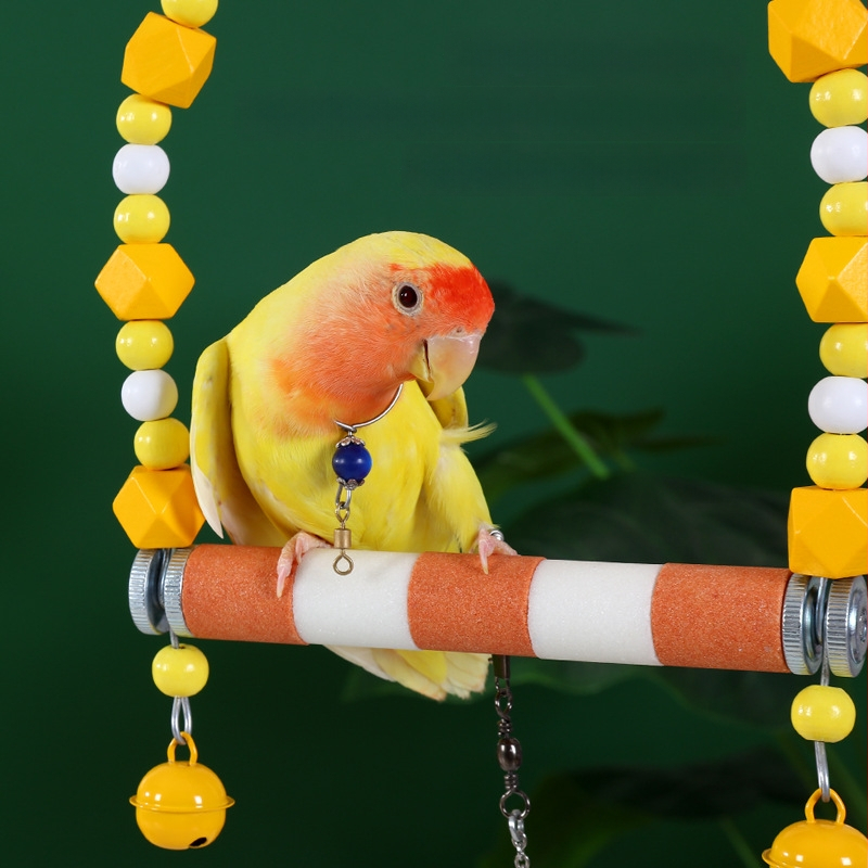 Papūgų žaislų ir priedų rinkinys – specialus sūpynės žiedas paukščiams, nagų šlifavimo lazdelė, tigro rašto dizainas, narvo laipteliai, kramymo žaislas (Kilmė: Shandong; Amžius: Suaugęs; Svoris: 10; Kategorija: Namų gyvūnas)