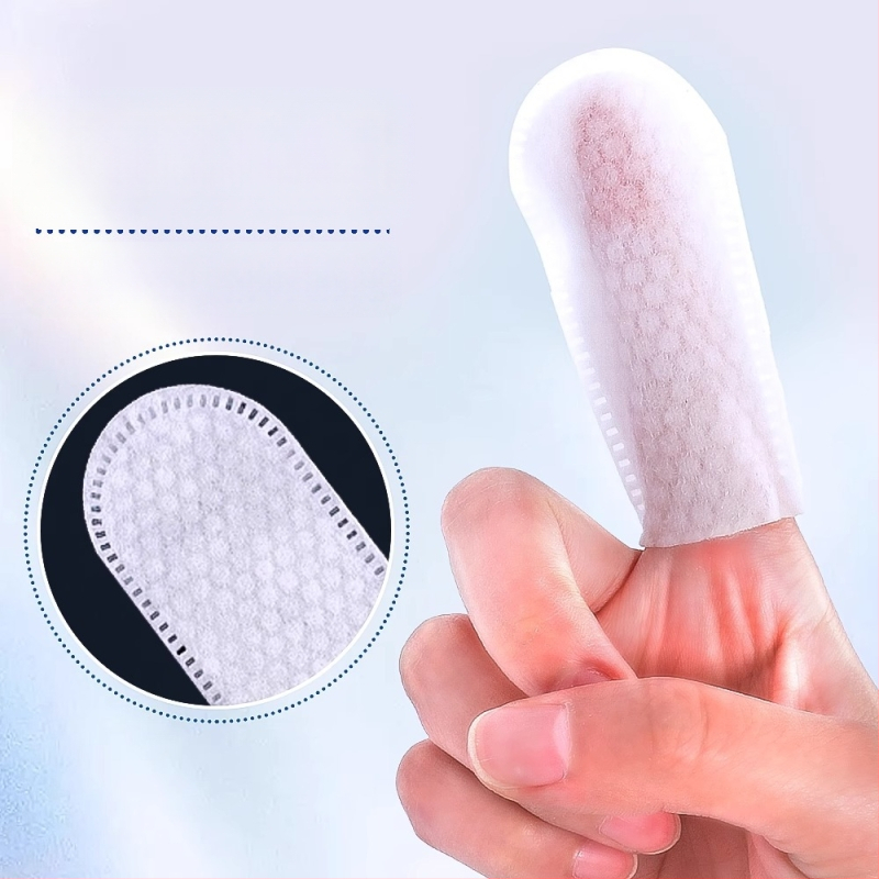 Mīkstās mitrās salvetes ausu tīrīšanai mājdzīvniekiem – suņiem un kaķiem, ausu vasku noņemšana, neausts materiāls