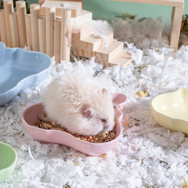 Keraamiline hamsteri söögikauss — bränd Shuo ni; materjal: keraamika; päritolu: Chaozhou, Guangdong; mõeldud hamsteritele