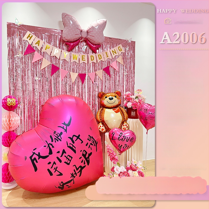 Vestuvinės patalpų fono rekvizitas – romantiška nuotaika, kaspinų dekoracijos, plastmasės medžiaga, tinkama vestuvėms