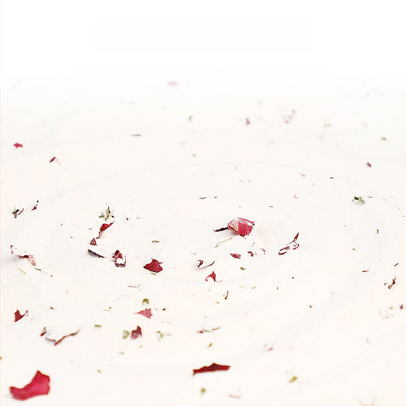 Hamsterio vonios smėlis su gėlių žiedlapiais – kvapų šalinimas, priemonė mažiems gyvūnams (Kilmė: Shandong; Importuotas: Ne; Pagrindinės rinkos: Kitos; Privatus prekės ženklas: Taip; Kategorija: Naminių gyvūnų priežiūros įrankiai)