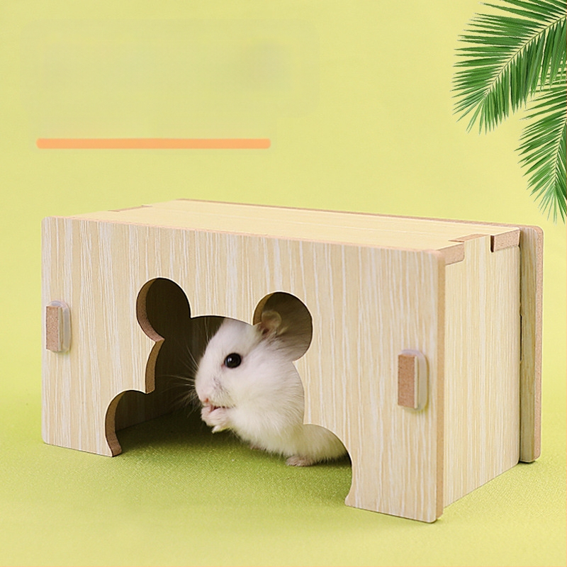 Medinis namelis hamsteriui su vienu kambariu — masyvus medis, lizdas mažiems gyvūnams