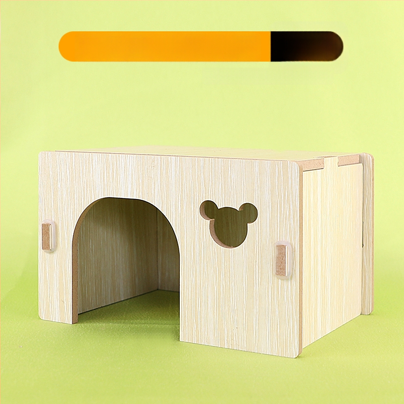 Medinis namelis hamsteriui su vienu kambariu — masyvus medis, lizdas mažiems gyvūnams