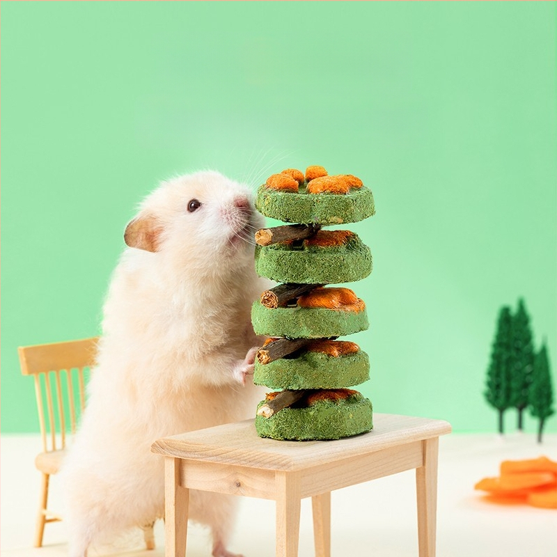 Yee obuolių šakelės kramymo žaislas mažiems gyvūnams – neimportuota