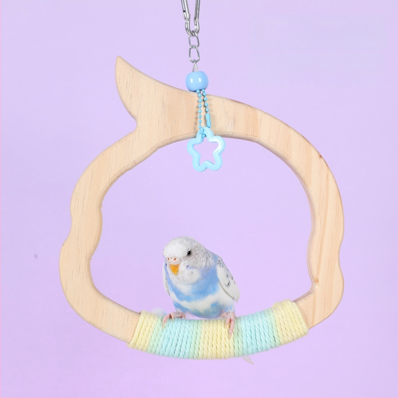 Kabojamas medinės paukščių sūpynių žaislas, medvilninė virvė, prekių ženklas Happy Pet Paradise, tinkamas mažoms paukščių rūšims, kramymui ir žaidimui