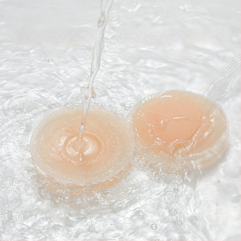 Silikono krūtų lipdukas – be žymių, kvėpuojantis, nematomas; plonas, spenelio forma: apvali; blizgus paviršius