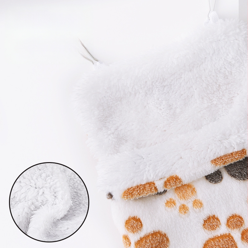 Hamastera pūkaina apaļa hamaka – iekšējai un ārējai lietošanai, pārnēsājama, uztur siltumu