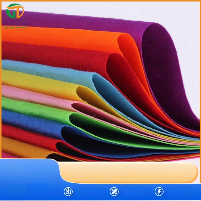 Neteptos tekstilės ritiniai – adatinis sujungimas, poliesteris, namų tekstilei, 50–1000 g/m²