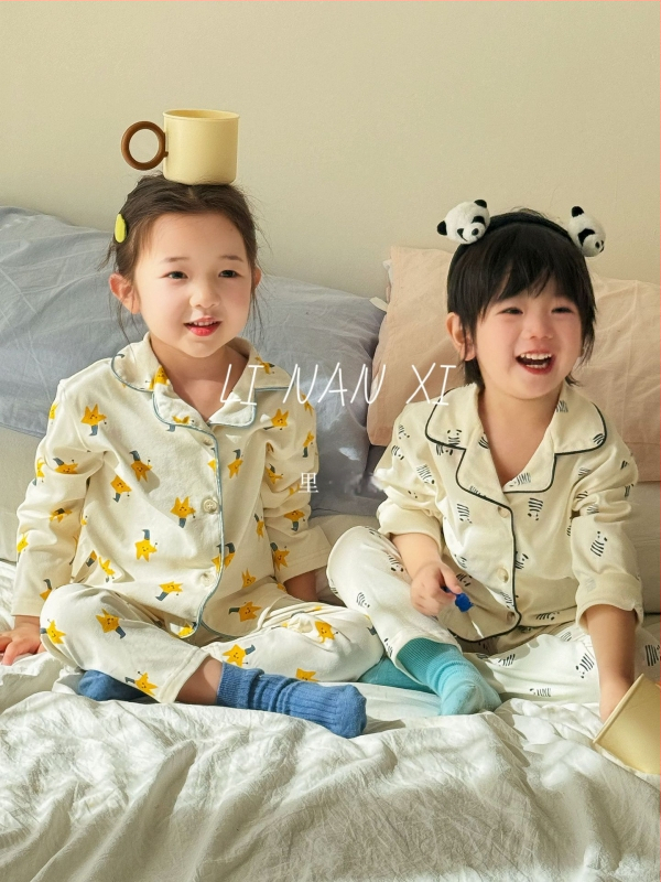 Vaikų namų drabužių komplektas, unisex, korejiečio stiliaus dalijamasis dizainas, 89,5% medvilnė, karikatūros spaudinys, tinkamas 3–8 metų amžiui, ruduo 2025