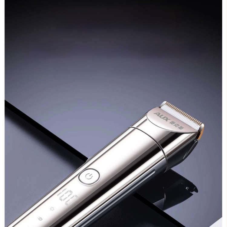 Elektrinė plaukų kirpimo mašinėlė – įkraunama, keraminiai peiliai, visiškai plaunama, atspari vandeniui, bendram naudojimui