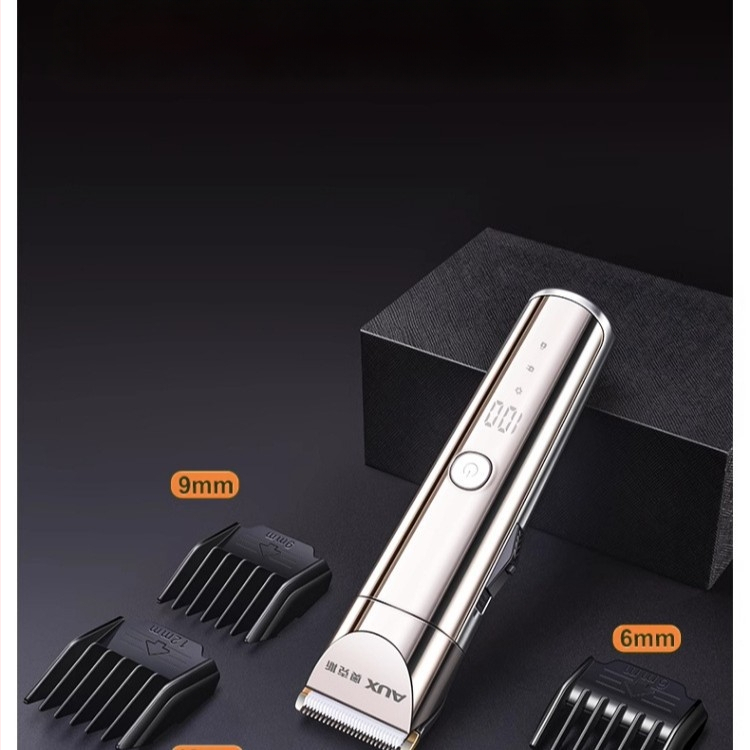 Elektrinė plaukų kirpimo mašinėlė – įkraunama, keraminiai peiliai, visiškai plaunama, atspari vandeniui, bendram naudojimui