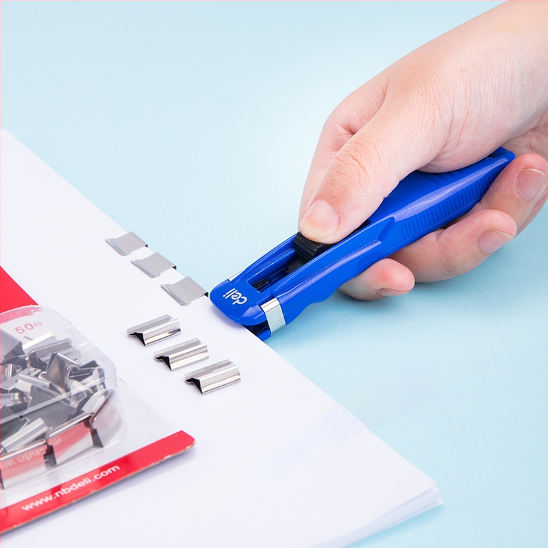 Deli 8592 metallist klips piletitele, 50 tk pakendis