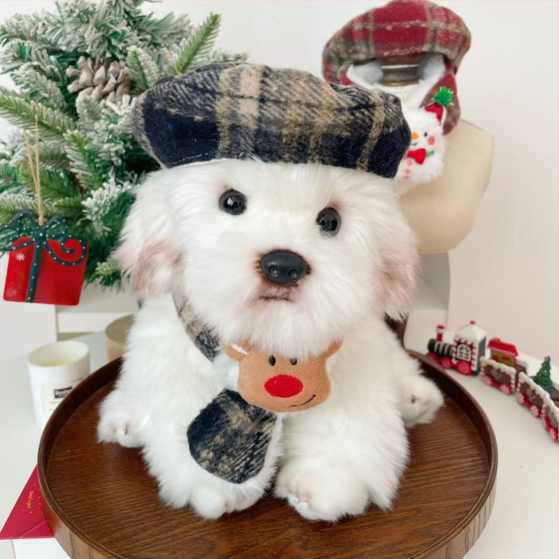 Kalėdinis komplektas naminiams gyvūnams: katės šalikėlis ir beretė su languotu raštu, cartoon motyvas, poliesteris, rankų darbo, universalus tinkamumas visiems gyvūnams, aksesuarai šalikui ir kepurei