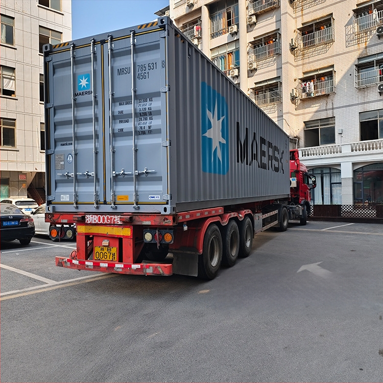 Knygų viršelis su savarankiškai lipančia plėvele, matinis deimantų raštas, sustiprintas CPP medžiaga – pilnas rinkinys pradinei mokyklai, dovana, privačių ženklų leidimas: Taip, IP leidimas: Ne